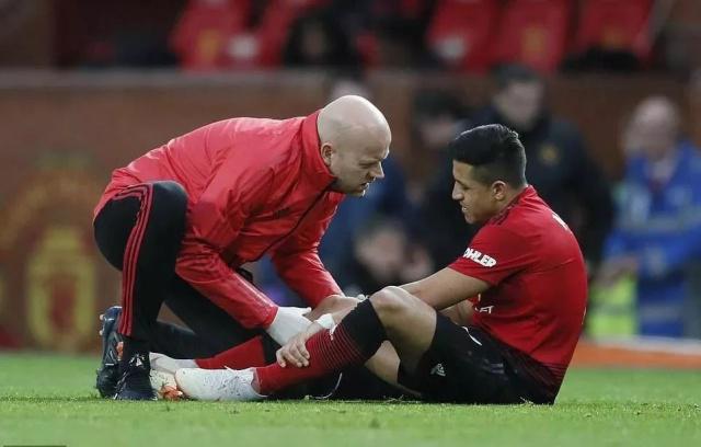 德国险胜智利，博格巴2关键制胜