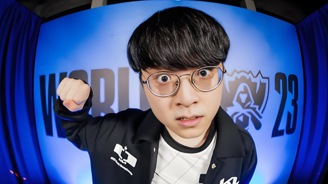 开云APP-DK碾压DRX，ShowMaker完成史诗逆转鏖战多局小组赛，留下经典瞬间的简单介绍