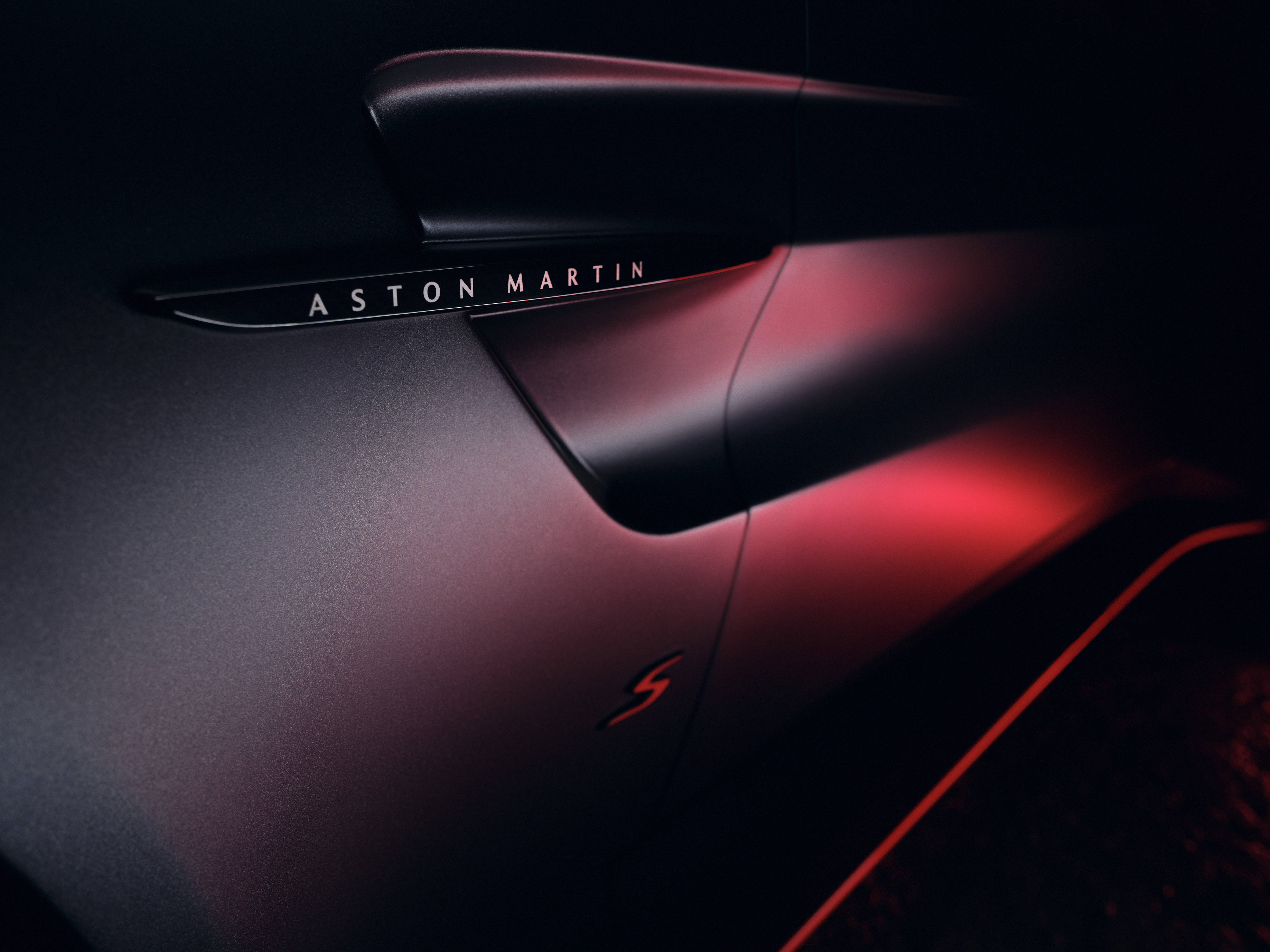 开云体育登录-哈斯车队碾压阿斯顿马丁，勒克莱尔统治全场