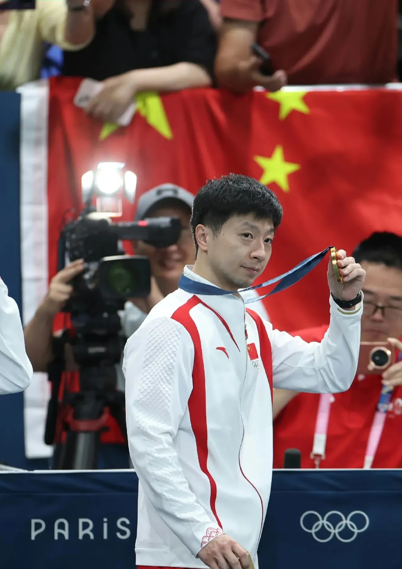 法国队逆转中国队，马龙刷新纪录