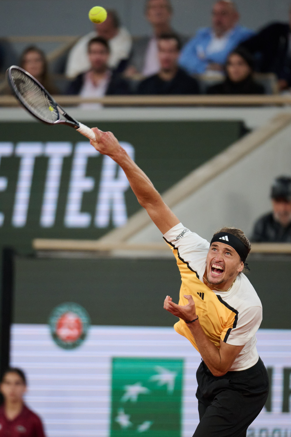 开云体育-戴维斯杯碾压美网，兹维列夫点燃赛场