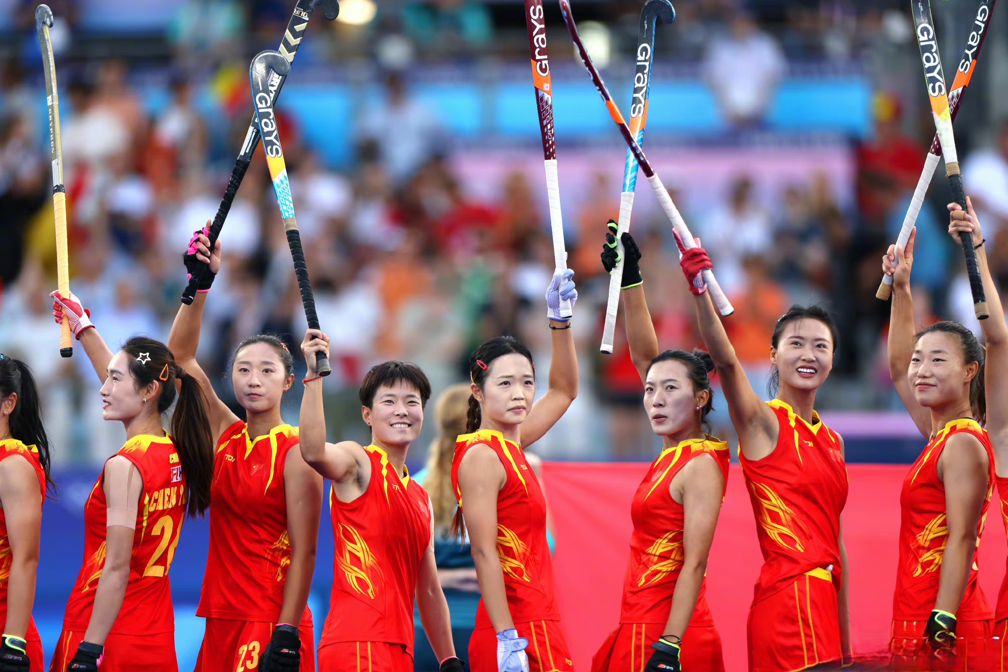 中国队逆转瑞典队，奥恰洛夫统治全场