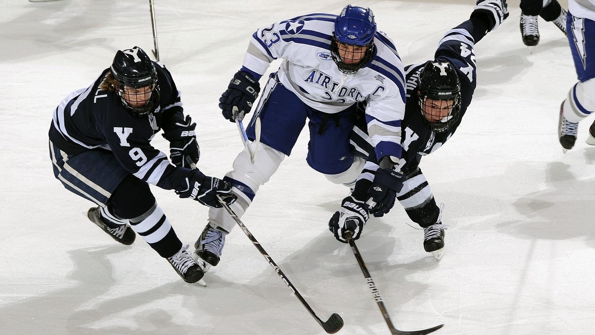 冰与火的对决，哈兰德雷霆万钧，加拿大联队难阻曼城神锋点燃绿茵